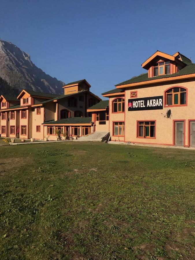 Hotel Akbar Sonāmarg Esterno foto